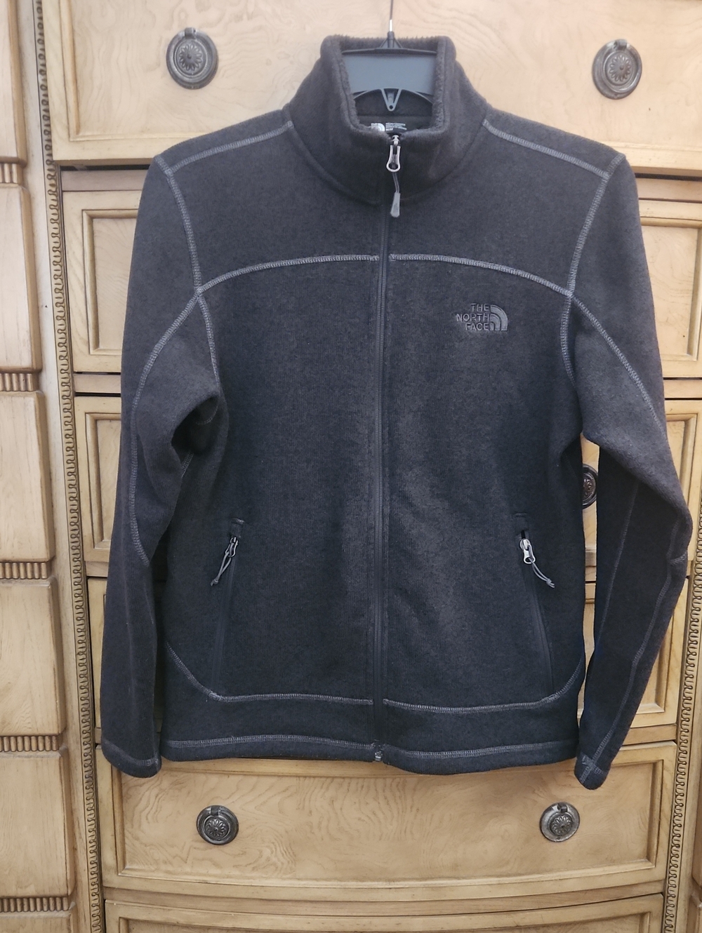 The North Face Men's Dark Gray Full-Zip Jacket